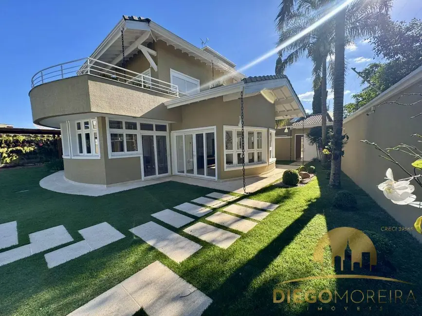 Casa com 4 quartos à venda, 890m2 em Recreio Maristela, Atibaia - SP - imagem 2 Foto 2 de Casa com 4 quartos à venda, 890m2 em Recreio Maristela, Atibaia - SP