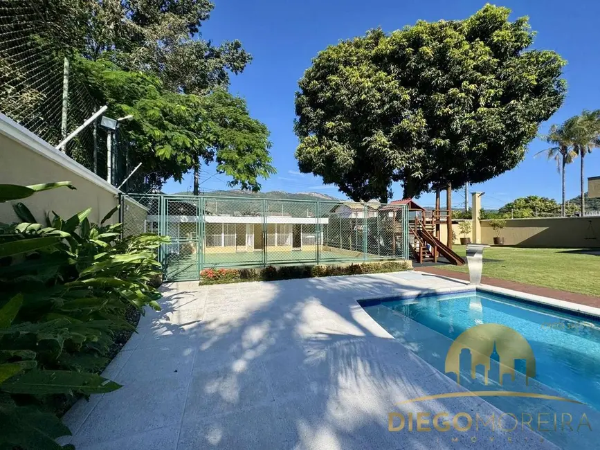 Casa com 4 quartos à venda, 890m2 em Recreio Maristela, Atibaia - SP - imagem 3 Foto 3 de Casa com 4 quartos à venda, 890m2 em Recreio Maristela, Atibaia - SP