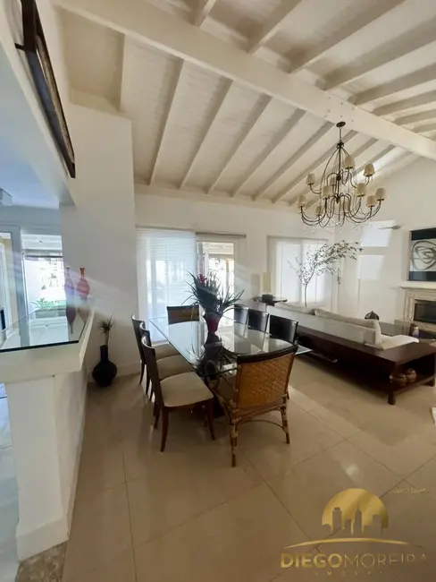 Casa com 4 quartos à venda, 890m2 em Recreio Maristela, Atibaia - SP - imagem 4 Foto 4 de Casa com 4 quartos à venda, 890m2 em Recreio Maristela, Atibaia - SP