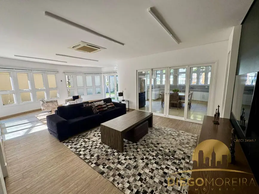 Casa com 4 quartos à venda, 890m2 em Recreio Maristela, Atibaia - SP - imagem 6 Foto 6 de Casa com 4 quartos à venda, 890m2 em Recreio Maristela, Atibaia - SP