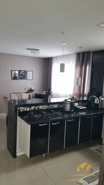 Foto 2 de Casa de Condomínio com 3 quartos à venda, 180m2 em Vila Maggi, Franco Da Rocha - SP