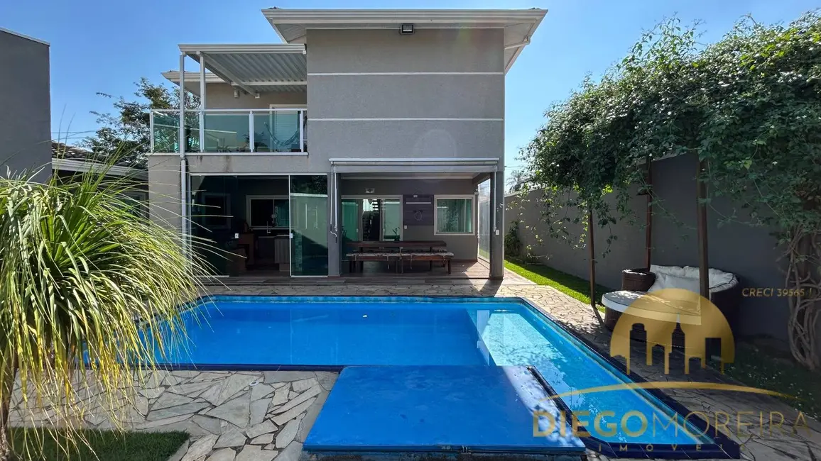 Foto 2 de Casa com 4 quartos à venda, 268m2 em Jardim Floresta, Atibaia - SP