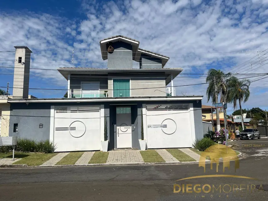 Foto 1 de Casa com 4 quartos à venda, 268m2 em Jardim Floresta, Atibaia - SP