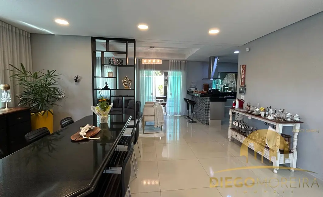 Foto 8 de Casa com 4 quartos à venda, 268m2 em Jardim Floresta, Atibaia - SP