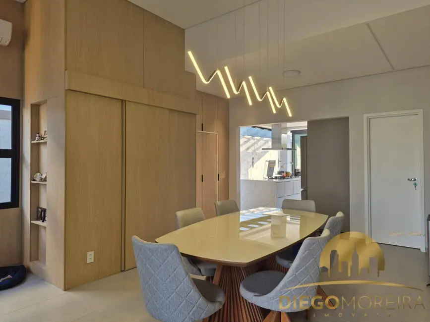 Foto 6 de Casa de Condomínio com 4 quartos à venda, 177m2 em Itapetinga, Atibaia - SP