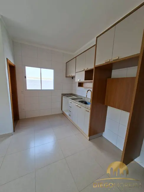 Foto 2 de Casa com 3 quartos à venda, 85m2 em Jardim do Lago, Atibaia - SP