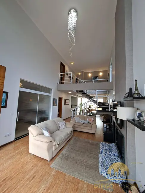 Foto 6 de Casa com 3 quartos à venda, 250m2 em Parque Arco Iris, Atibaia - SP