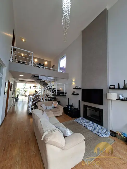 Foto 5 de Casa com 3 quartos à venda, 250m2 em Parque Arco Iris, Atibaia - SP