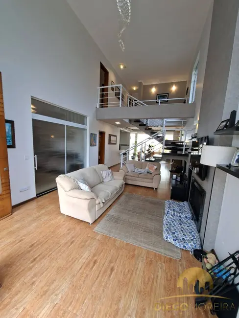 Foto 8 de Casa com 3 quartos à venda, 250m2 em Parque Arco Iris, Atibaia - SP