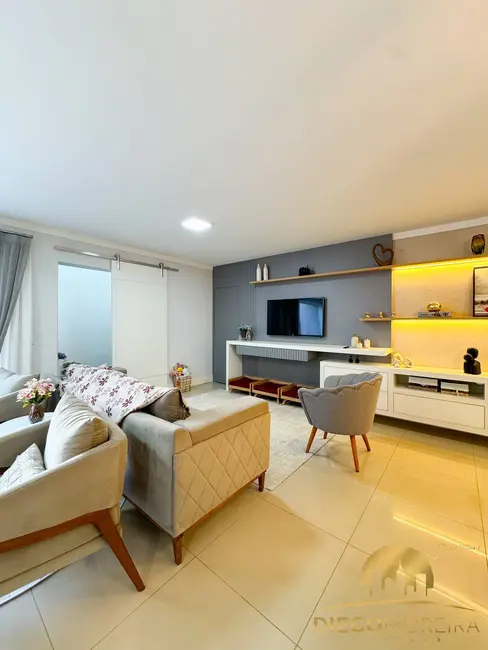 Casa com 4 quartos à venda, 395m2 em Jardim Itaperi, Atibaia - SP - imagem 5 Foto 5 de Casa com 4 quartos à venda, 395m2 em Jardim Itaperi, Atibaia - SP