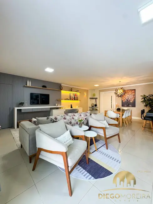 Casa com 4 quartos à venda, 395m2 em Jardim Itaperi, Atibaia - SP - imagem 4 Foto 4 de Casa com 4 quartos à venda, 395m2 em Jardim Itaperi, Atibaia - SP