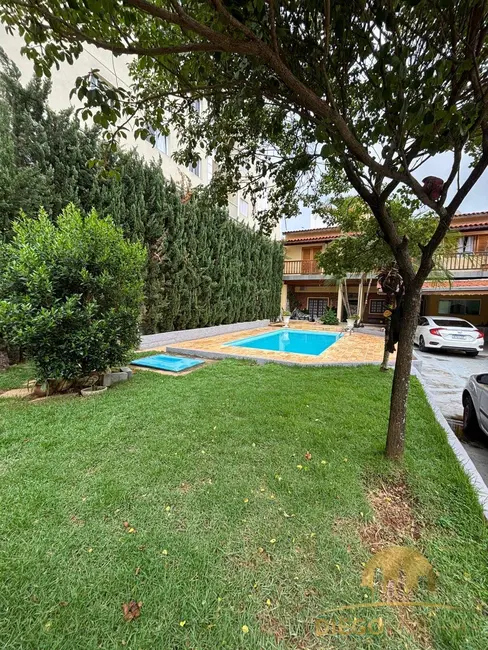 Foto 2 de Casa com 3 quartos para alugar, 425m2 em Alvinópolis, Atibaia - SP