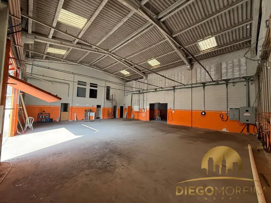 Foto 3 de Armazém / Galpão para alugar, 800m2 em Mairipora - SP