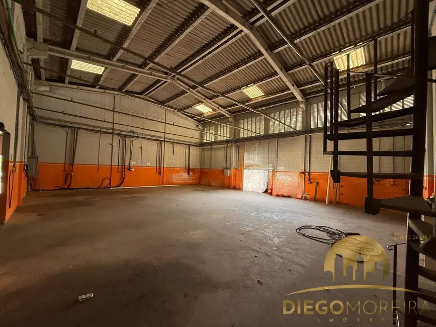 Foto 5 de Armazém / Galpão para alugar, 800m2 em Mairipora - SP