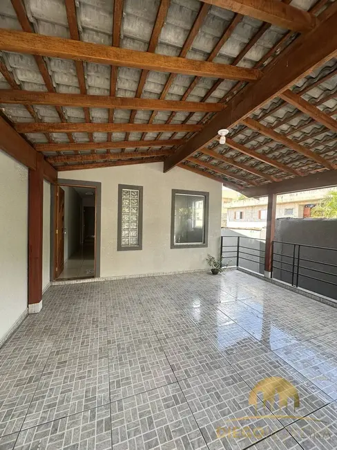 Foto 1 de Casa com 2 quartos para alugar, 150m2 em Jardim Maristela, Atibaia - SP
