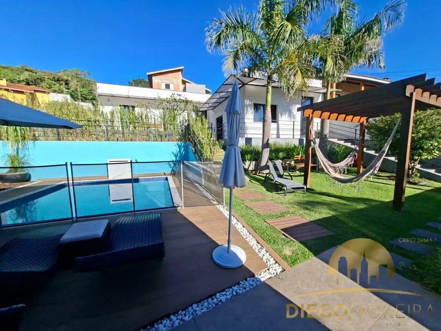 Foto 1 de Casa de Condomínio com 5 quartos à venda, 224m2 em Parque Arco Iris, Atibaia - SP