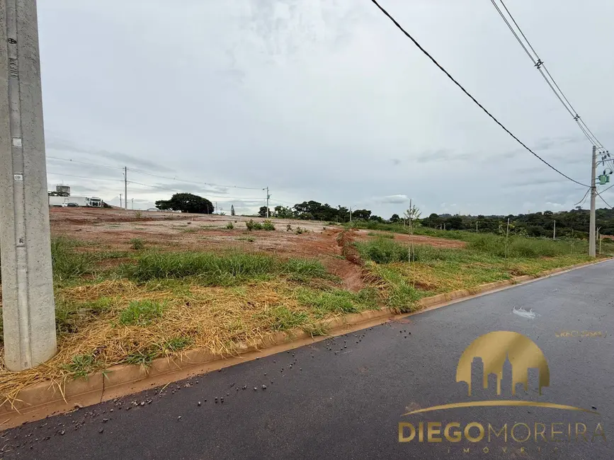 Foto 2 de Terreno / Lote à venda, 175m2 em Jardim Colonial, Atibaia - SP
