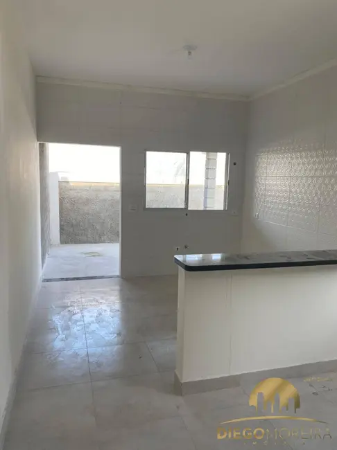 Foto 3 de Casa com 2 quartos à venda, 150m2 em Mairipora - SP