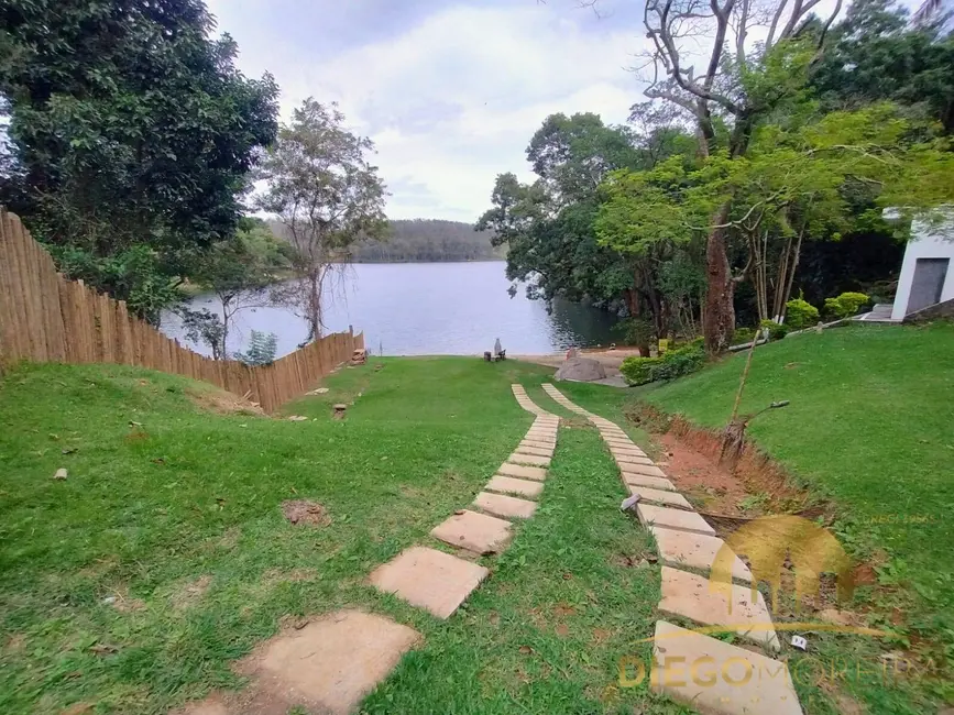 Foto 3 de Chácara com 6 quartos à venda, 183m2 em Mairipora - SP