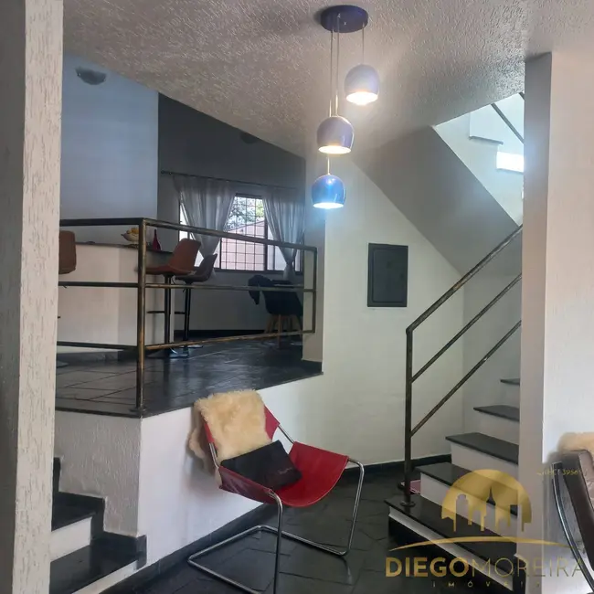 Foto 6 de Casa com 3 quartos à venda, 480m2 em Vila Petrópolis, Atibaia - SP