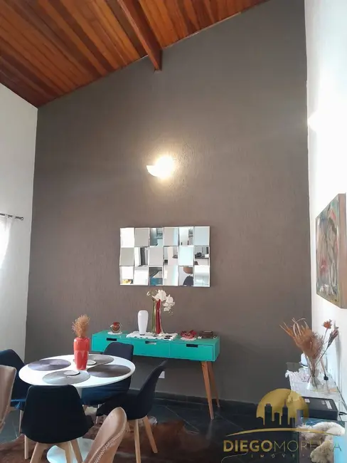 Foto 8 de Casa com 3 quartos à venda, 480m2 em Vila Petrópolis, Atibaia - SP