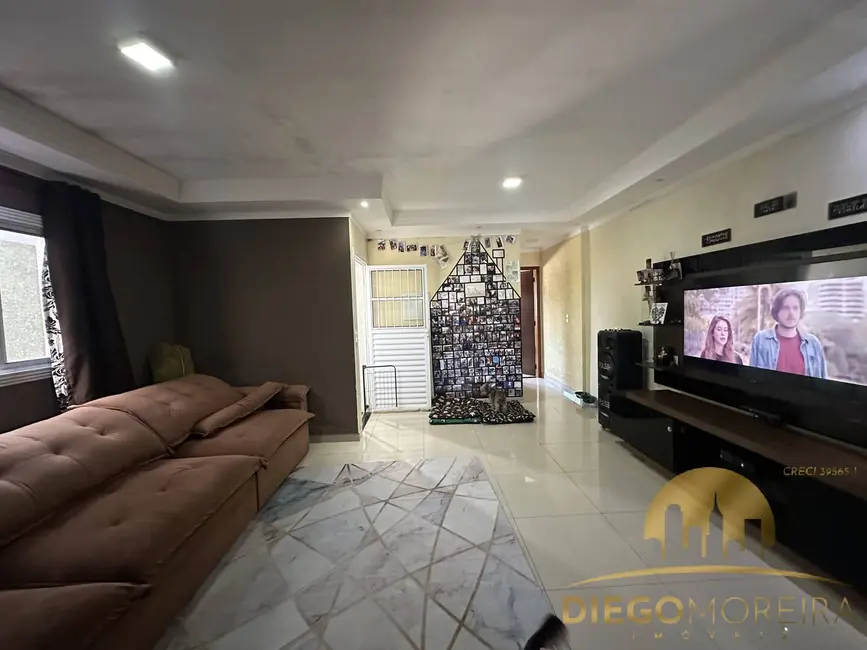 Foto 4 de Casa com 3 quartos à venda e para alugar, 80m2 em Mairipora - SP
