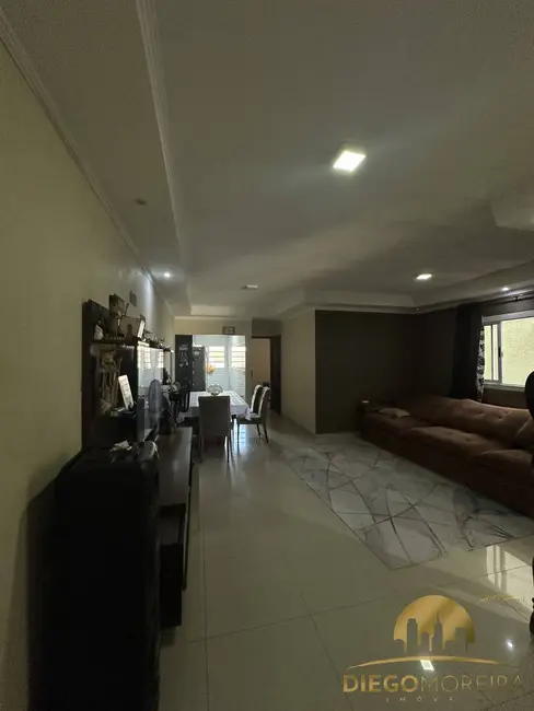 Foto 5 de Casa com 3 quartos à venda e para alugar, 80m2 em Mairipora - SP