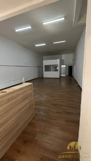 Foto 1 de Sala Comercial para alugar, 183m2 em Atibaia Jardim, Atibaia - SP