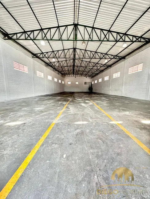 Foto 2 de Armazém / Galpão para alugar, 1700m2 em Guaxinduva, Atibaia - SP