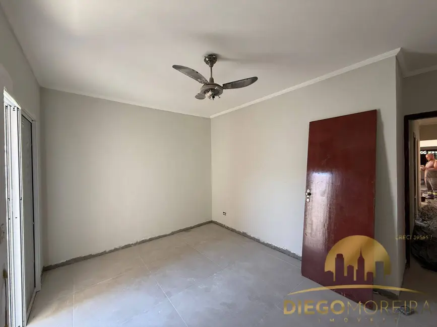 Casa com 2 quartos à venda, 94m2 em Atibaia Jardim, Atibaia - SP - imagem 6 Foto 6 de Casa com 2 quartos à venda, 94m2 em Atibaia Jardim, Atibaia - SP
