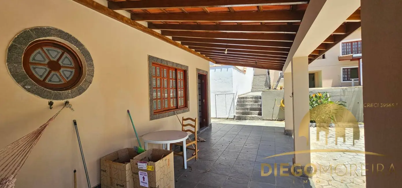 Foto 1 de Casa com 5 quartos à venda e para alugar, 450m2 em Vila Santista, Atibaia - SP