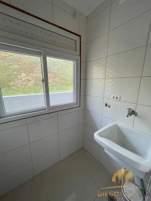 Foto 3 de Apartamento com 3 quartos para alugar, 64m2 em Mairipora - SP