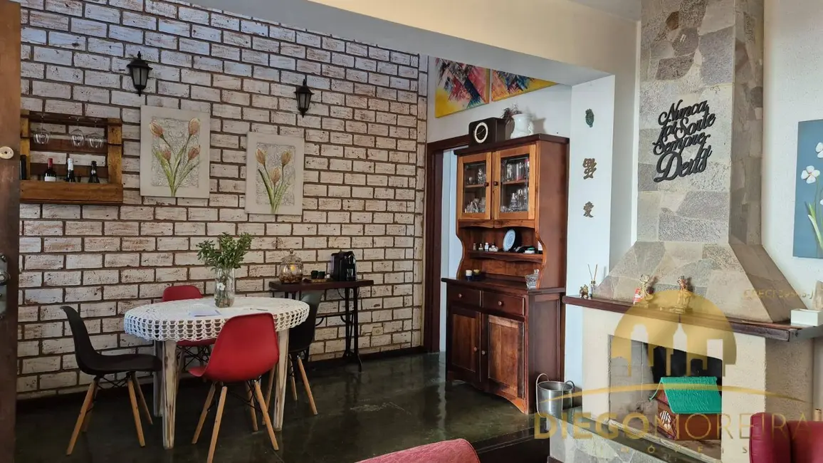 Foto 8 de Casa com 3 quartos à venda, 182m2 em Atibaia Jardim, Atibaia - SP