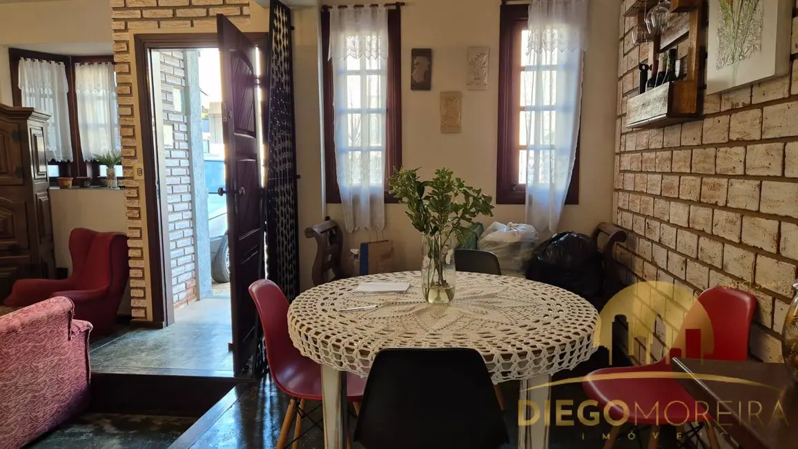 Foto 4 de Casa com 3 quartos à venda, 182m2 em Atibaia Jardim, Atibaia - SP