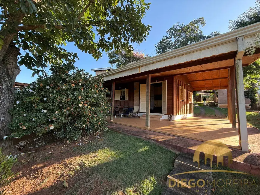 Foto 3 de Chácara com 4 quartos à venda, 250m2 em Piracaia - SP