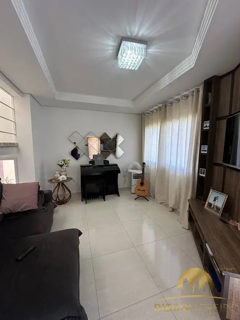 Foto 6 de Casa de Condomínio com 3 quartos à venda, 165m2 em Jardim Estância Brasil, Atibaia - SP