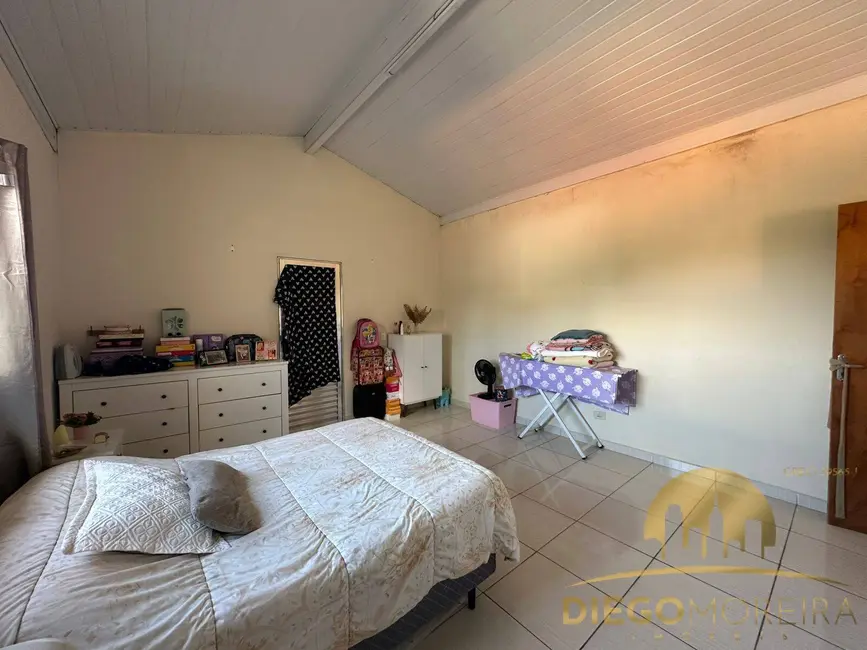 Casa com 4 quartos à venda, 125m2 em Mairipora - SP - imagem 9 Foto 9 de Casa com 4 quartos à venda, 125m2 em Mairipora - SP