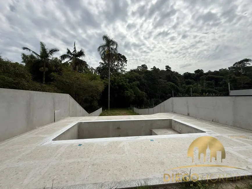Foto 2 de Casa com 3 quartos à venda, 148m2 em Mairipora - SP