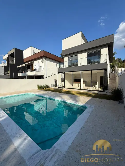 Casa com 3 quartos à venda, 148m2 em Mairipora - SP - imagem 1 Foto 1 de Casa com 3 quartos à venda, 148m2 em Mairipora - SP