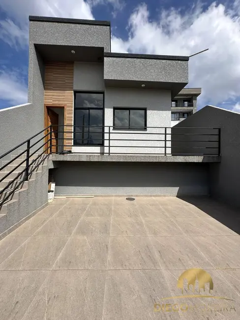 Casa com 3 quartos à venda, 175m2 em Atibaia - SP - imagem 1 Foto 1 de Casa com 3 quartos à venda, 175m2 em Atibaia - SP
