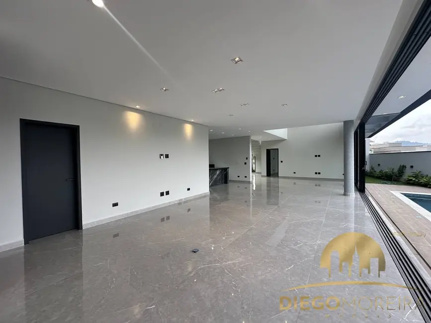 Casa de Condomínio com 5 quartos à venda, 652m2 em Condomínio Residencial Reserva Ecológica Atibaia, Atibaia - SP - imagem 5 Foto 5 de Casa de Condomínio com 5 quartos à venda, 652m2 em Condomínio Residencial Reserva Ecológica Atibaia, Atibaia - SP