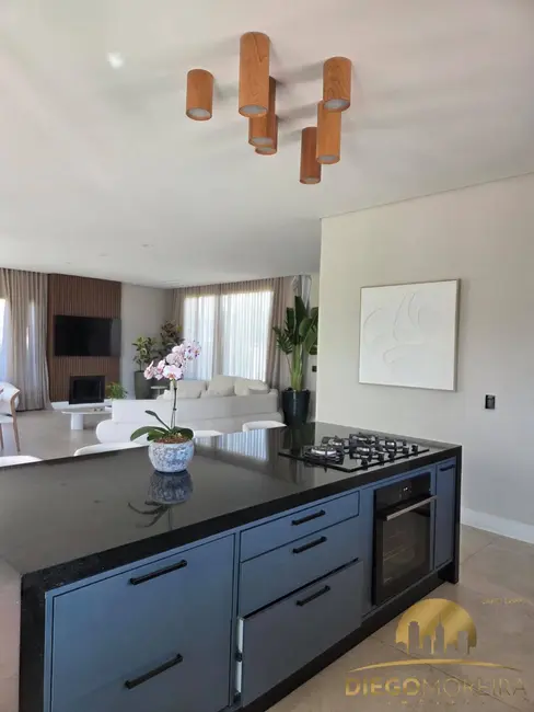 Foto 8 de Casa de Condomínio com 4 quartos à venda, 1000m2 em Piracaia - SP
