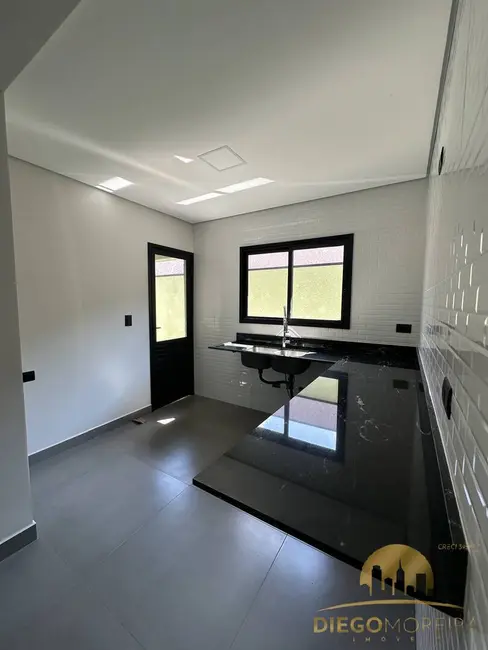 Foto 4 de Casa com 3 quartos à venda, 180m2 em Atibaia - SP