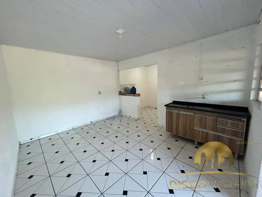 Foto 3 de Casa com 2 quartos à venda, 150m2 em Mairipora - SP