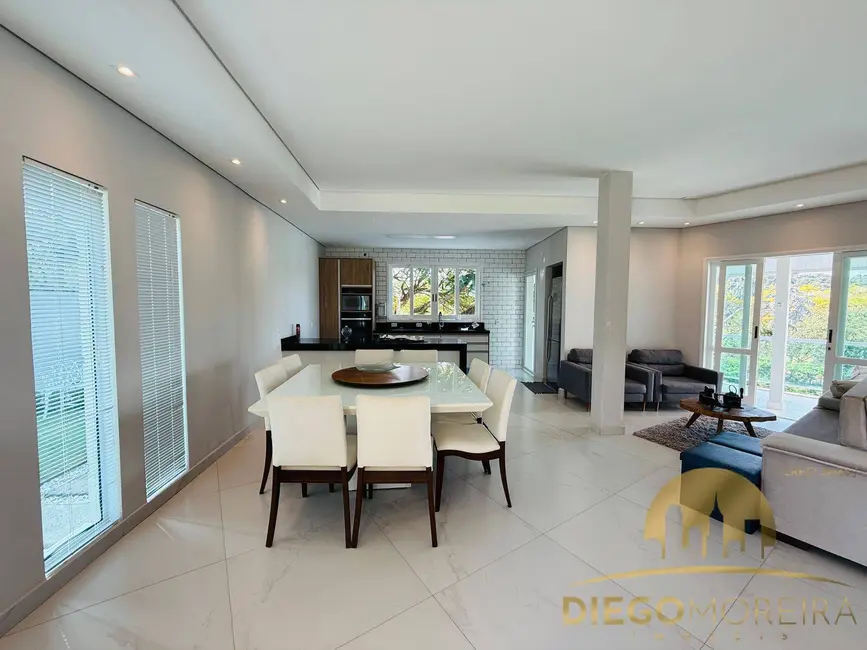 Foto 8 de Casa de Condomínio com 4 quartos à venda, 700m2 em Piracaia - SP