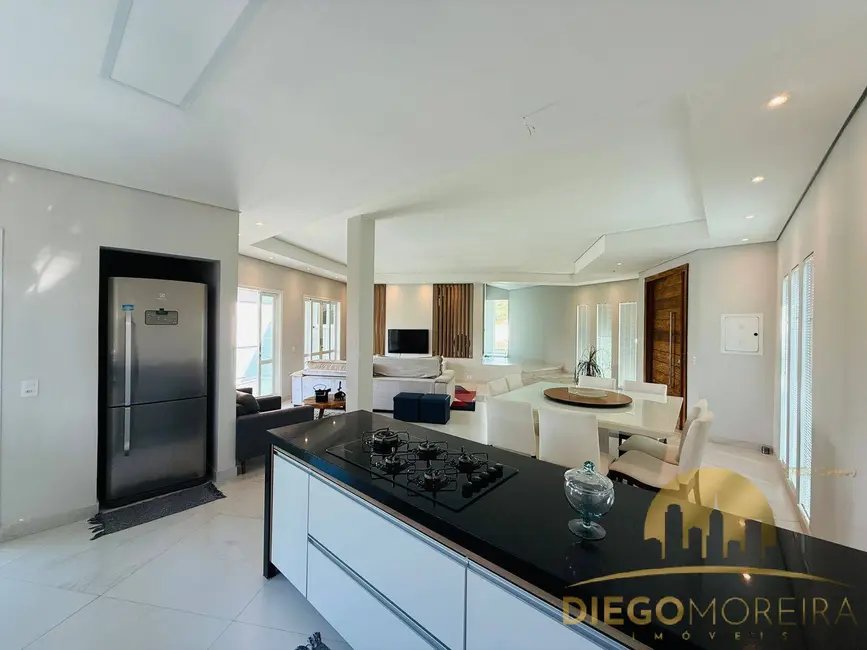 Foto 9 de Casa de Condomínio com 4 quartos à venda, 700m2 em Piracaia - SP