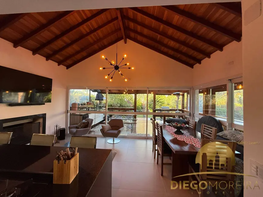 Foto 9 de Casa de Condomínio com 4 quartos à venda, 360m2 em Piracaia - SP