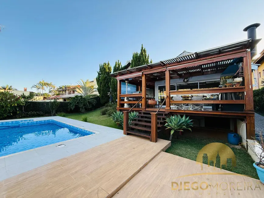 Foto 2 de Casa de Condomínio com 4 quartos à venda, 360m2 em Piracaia - SP