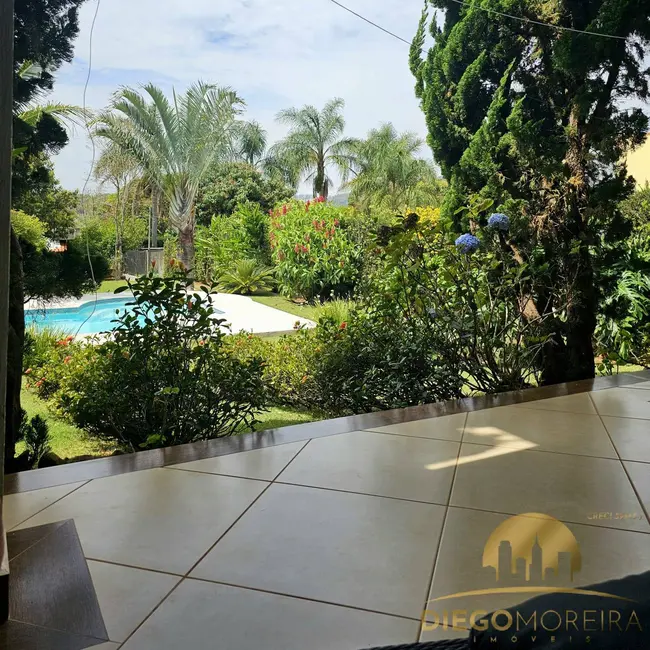 Foto 5 de Casa de Condomínio com 4 quartos à venda, 360m2 em Piracaia - SP