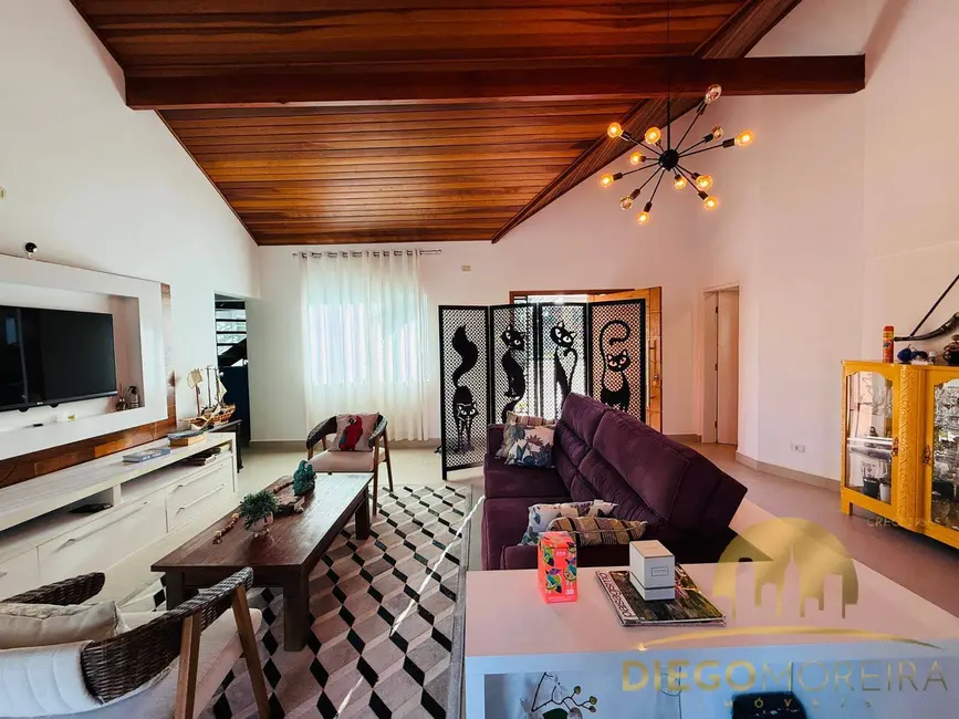 Foto 4 de Casa de Condomínio com 4 quartos à venda, 360m2 em Piracaia - SP